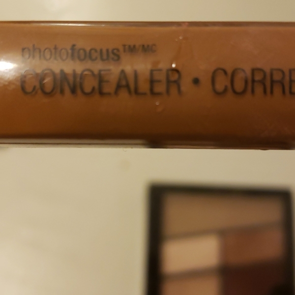 Set - Picture 2 of 4